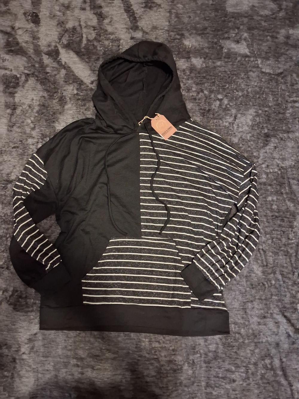 NWT Grace & Emma Striped Pullover Long Sleeve Hooded Shirt Women Size M